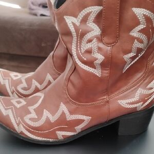 Women's Cowgirl Boots